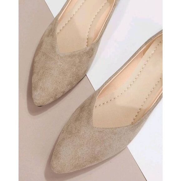 2/$30 Size 8.5 Ladies Flat Pointed Toe Slip-On Flats Shoes - Picture 7 of 7